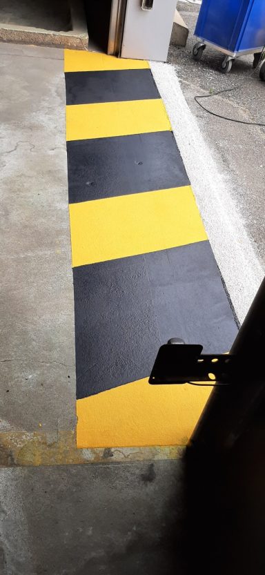 Finition avec billes de verre